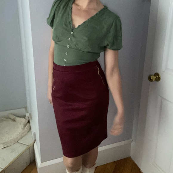Plum Skirt - Picture 8 of 9